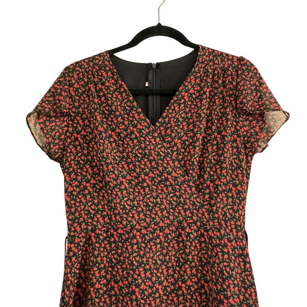 Patterned Dress Women's V-Neck Short Sleeve Knee Length Dress Size L - Picture 3 of 8
